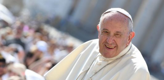 Papa Francisco: un evangelizador no puede ser impedimento para la obra creadora de Dios