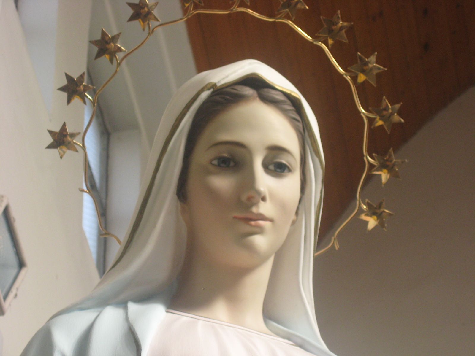 virgen de medjugorje        
        <figure class=