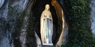 Poderosa Oración de la noche a la Virgen de Lourdes. Reza hoy, 25 de Enero 2020