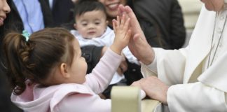 Papa Francisco Cuaresma, tiempo para desconectar el celular y conectarse al Evangelio